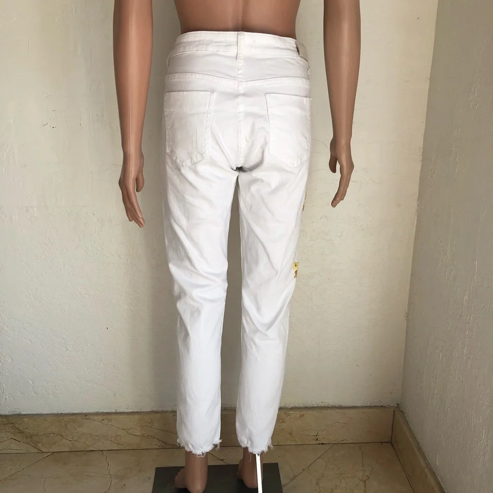 Zara Basic Denim White Embroidered Skinny Jeans Pants Women’s Size 8 Elastic